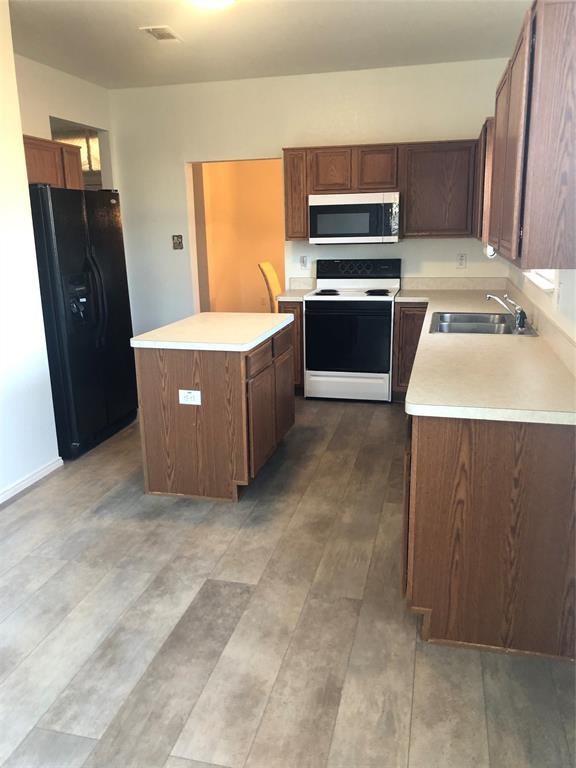 716 Kristi Lane #716 - Photo 2 of 23
