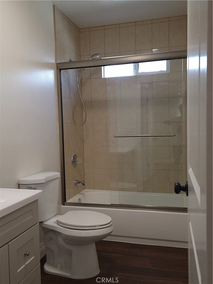 1719 W 39th Pl #1719 - Photo 7 of 11