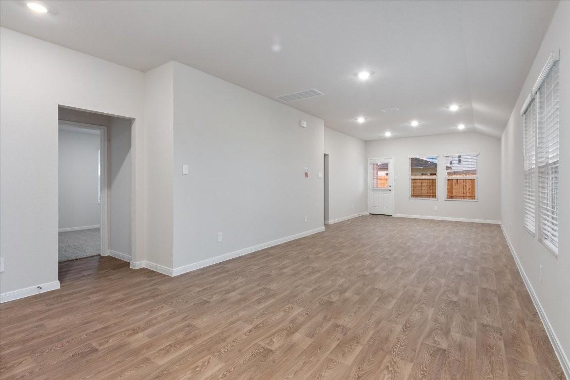 108 Raymondville Path #108 - Photo 7 of 14