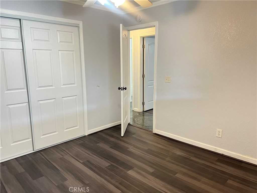 1153 W Johnston Ave #1153 - Photo 3 of 43