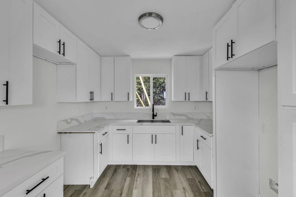 2031 E Ave #2031 - Photo 6 of 25