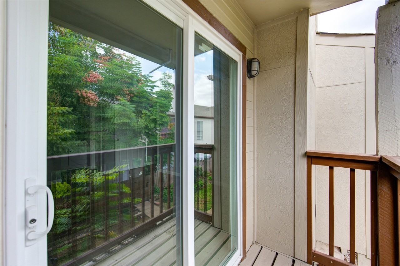 3929 Tanglewilde Street #3929-3929 - Photo 5 of 44