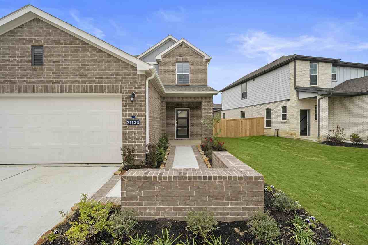 21134 Armstrong County Dr #21134 - Photo 3 of 23