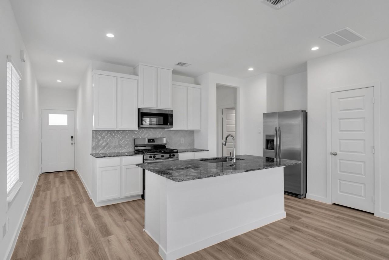 10316 Penryn Forest Trl #10316 - Photo 3 of 34