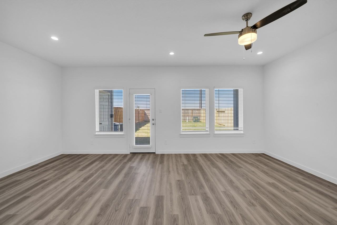 10316 Penryn Forest Trl #10316 - Photo 4 of 34