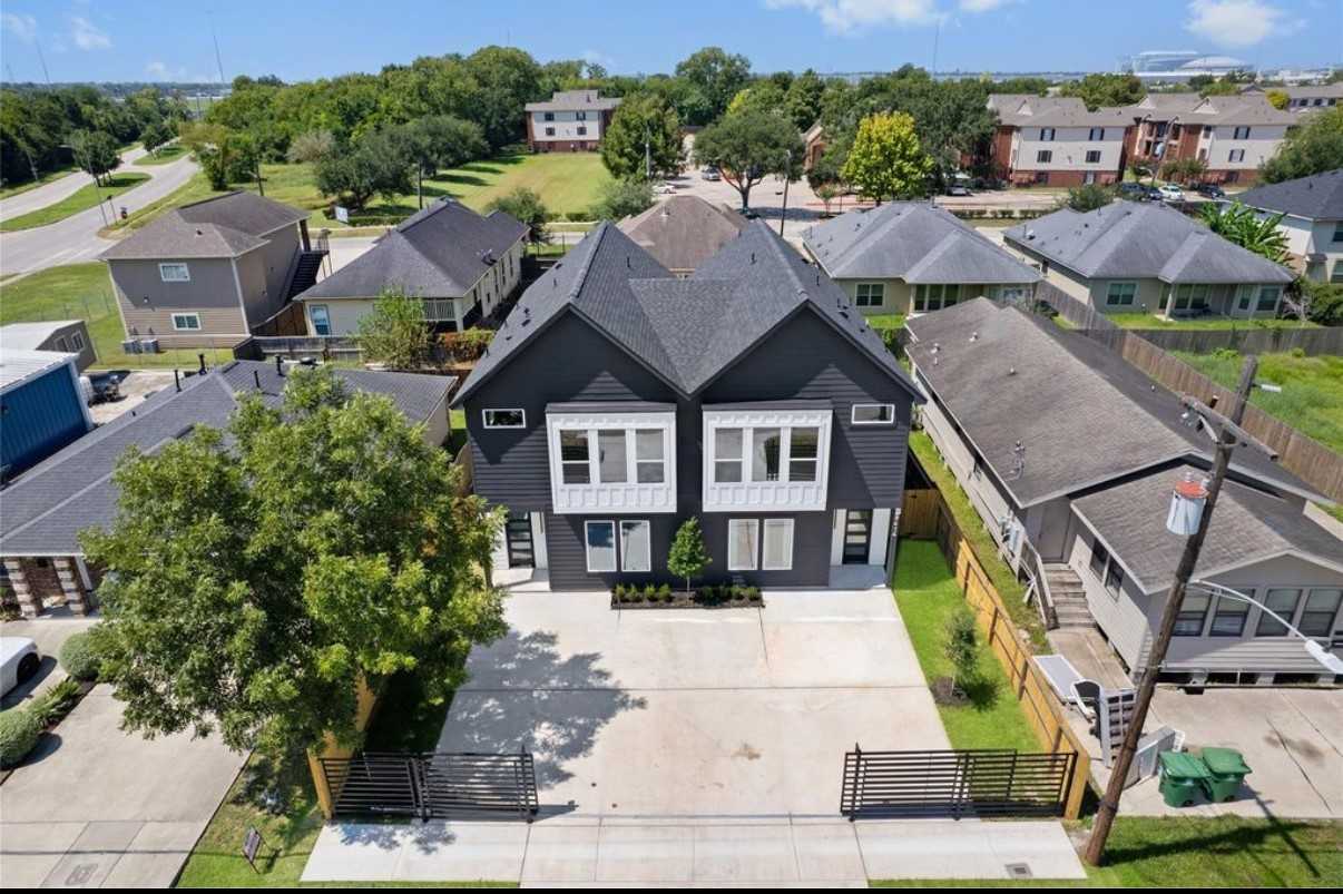 8414 Cannon Street #8414B - Photo 2 of 7