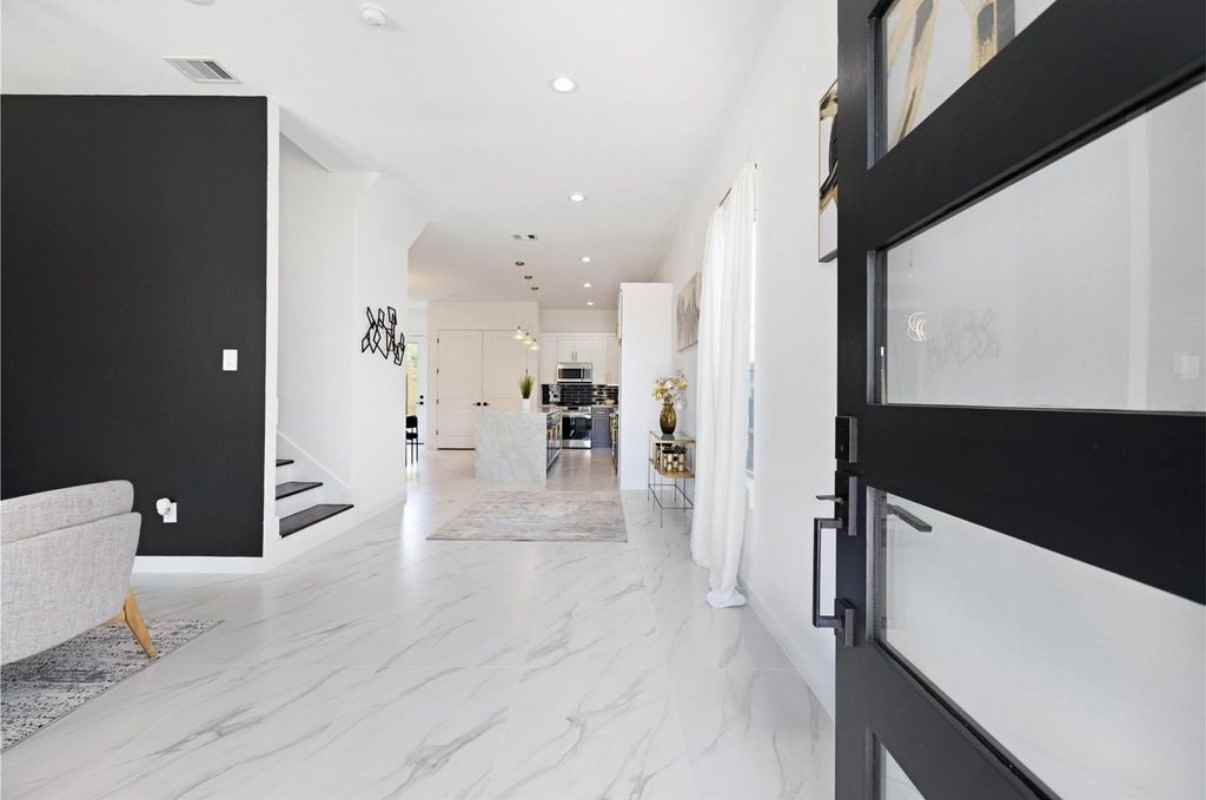 8414 Cannon Street #8414B - Photo 5 of 7