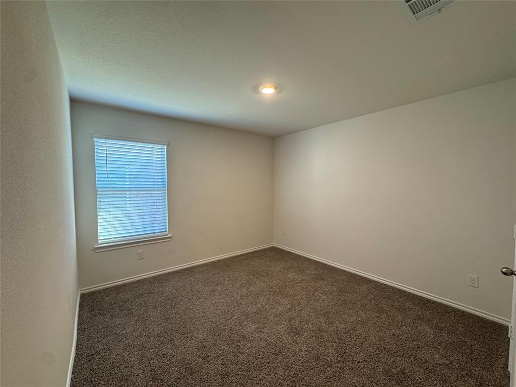 2948 Shoemaker Dr #2948 - Photo 2 of 15