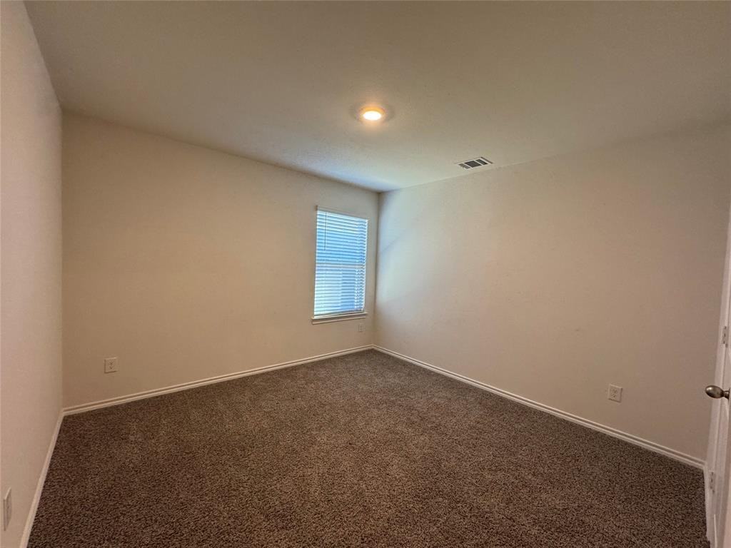 2948 Shoemaker Dr #2948 - Photo 3 of 15