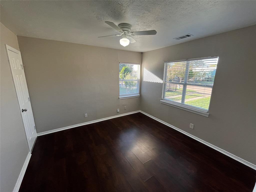 3248 South Llewellyn Avenue #3248 - Photo 2 of 18