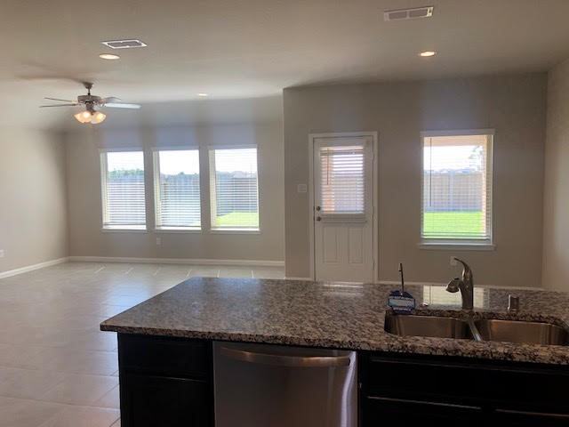 1407 Wheatland Terrace Lane #1407 - Photo 3 of 6