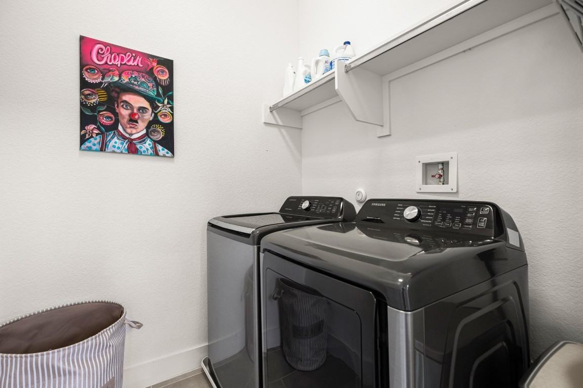 6013 Florencia Lane #6013 - Photo 6 of 38