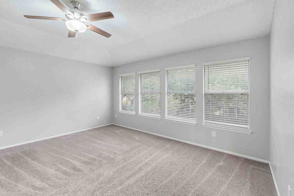 4235 Iriona Bend #4235 - Photo 6 of 40