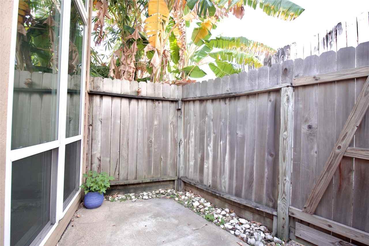 16120 Stuebner Airline Road #16120-108 - Photo 5 of 14