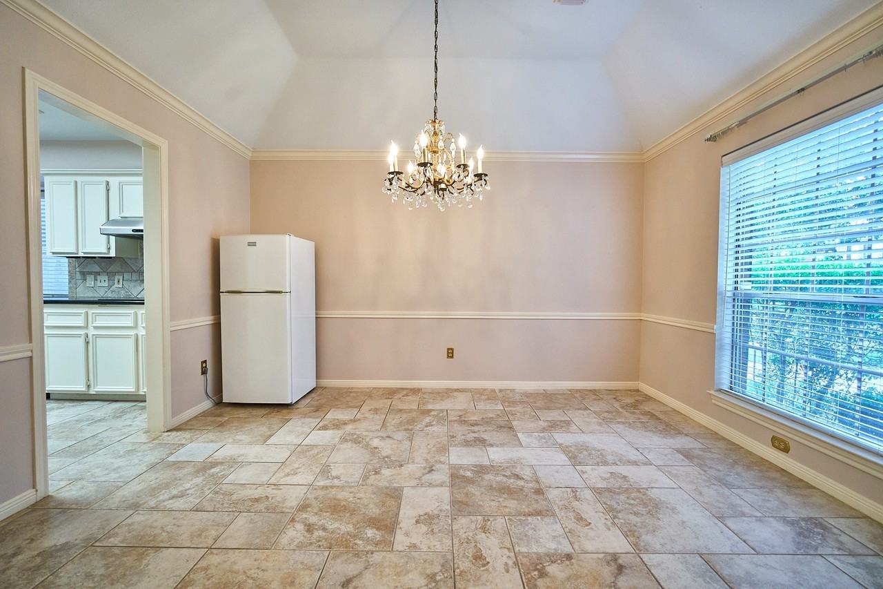 5022 Moss Run Drive #5022 - Photo 3 of 26