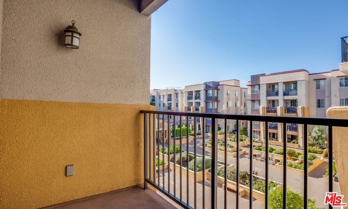 360 Avenue 26 #360-314 - Photo 3 of 17