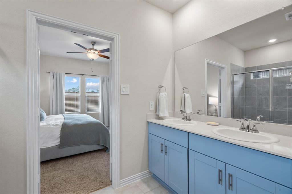 207 Greenbriar Drive #207 - Photo 5 of 28