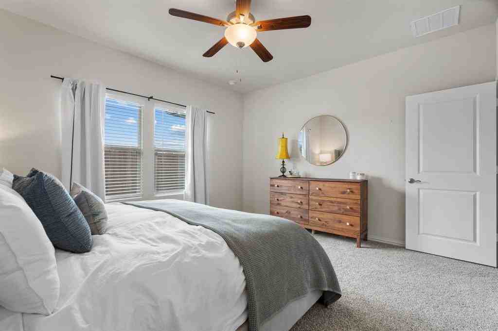 207 Greenbriar Drive #207 - Photo 6 of 28