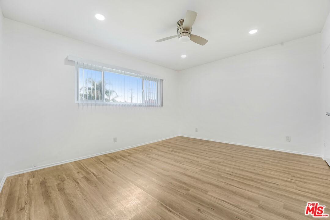 1426 South Cochran Avenue #1426-6 - Photo 3 of 10