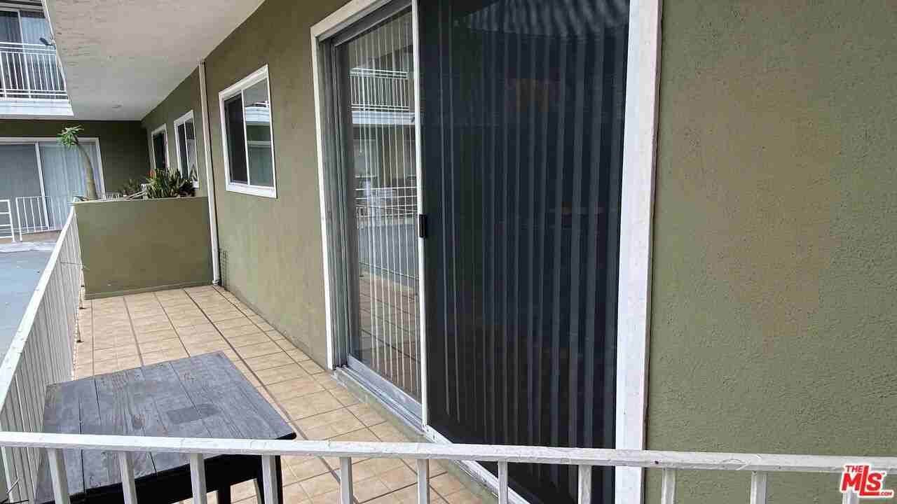 443 South Wilton Place #443-16 - Photo 2 of 15