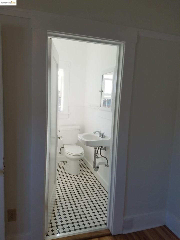 Clinton Lane #1327-1327 - Photo 6 of 9