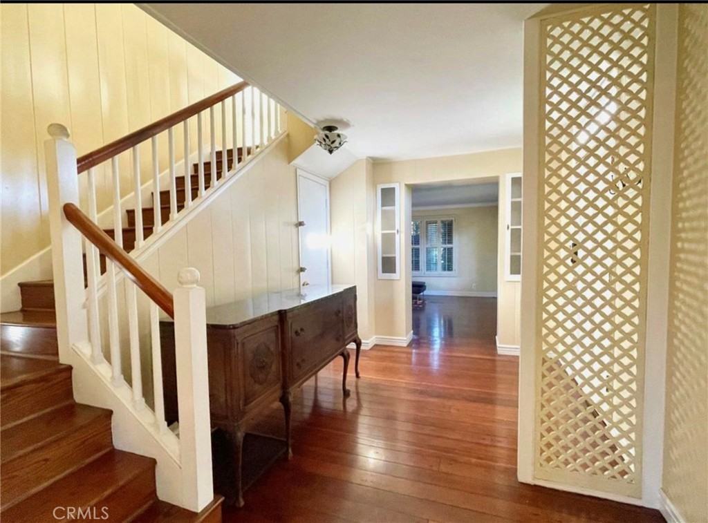 728 Hunter Drive #728 - Photo 4 of 15