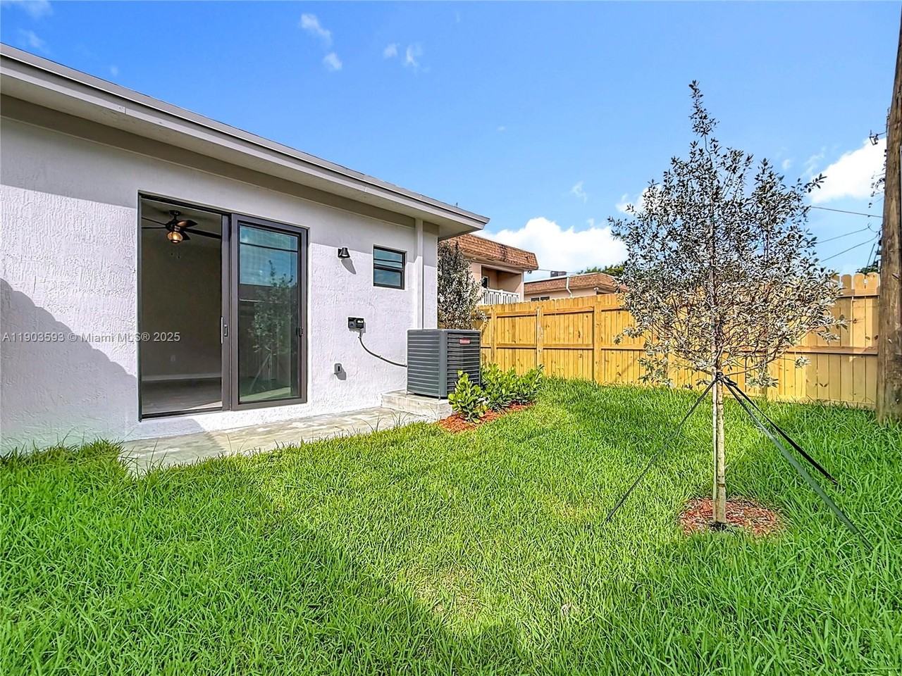 402-414 Northwest 41st Street #402-402 - Photo 3 of 50