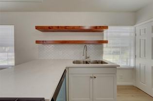 3911 Winnie Street - Avenue G #3911 - Photo 1 of 1