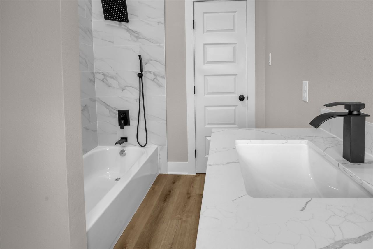 614 11th Street #614