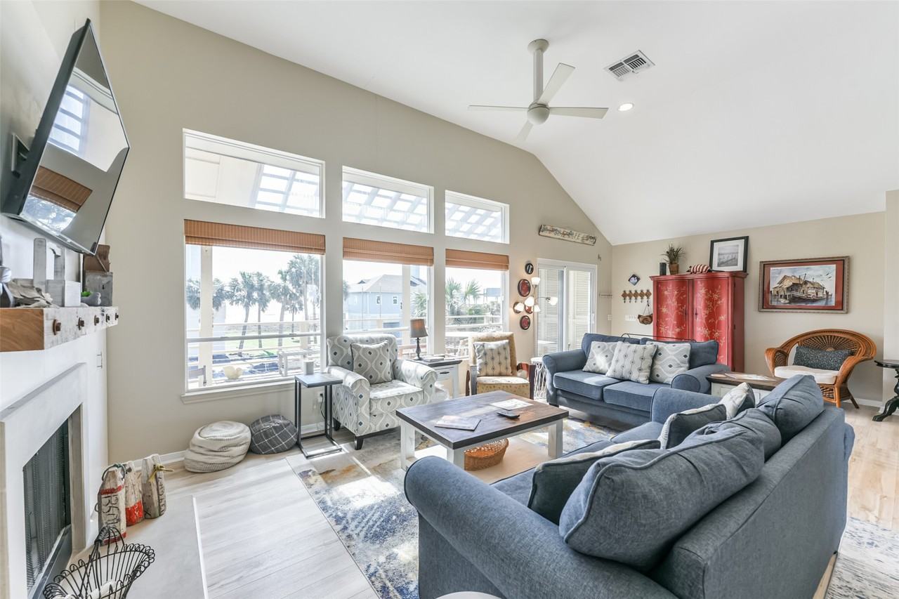 18418 East De Vaca Lane #18418 - Photo 2 of 46