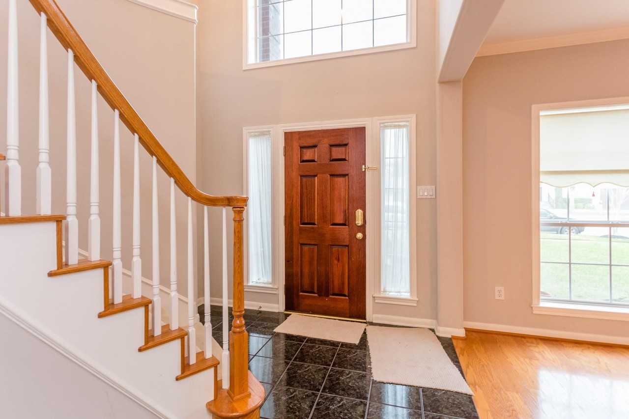 4611 Oakdale St #4611 - Photo 5 of 36