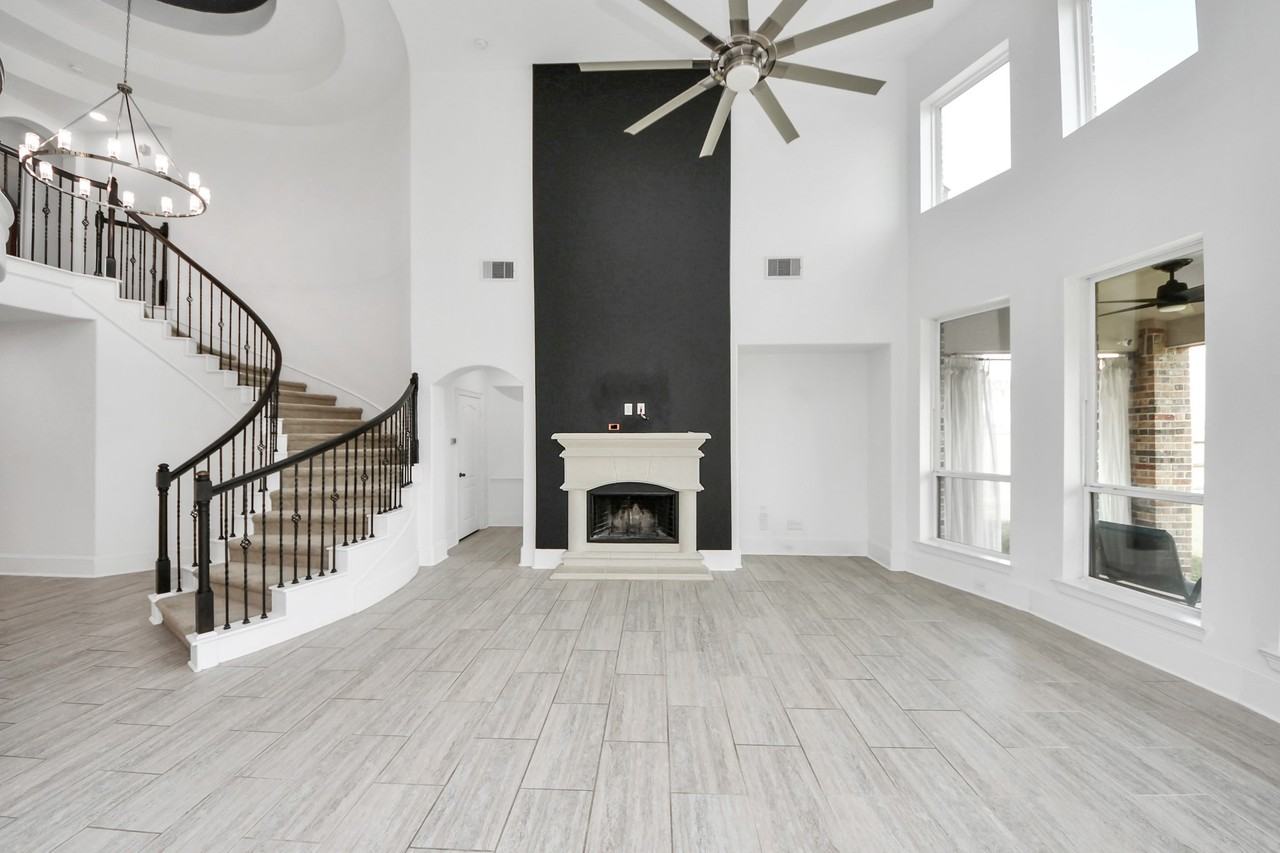 2614 Orleans Way #2614 - Photo 5 of 40