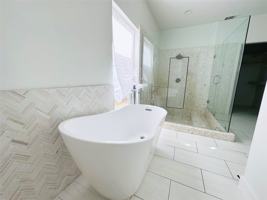 featured image of 3202 La Quinta Drive #3202