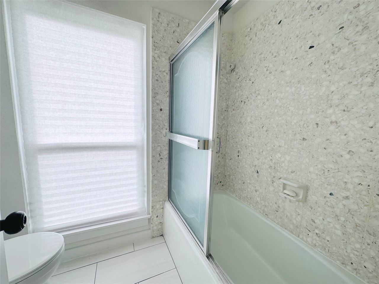 3202 La Quinta Dr #3202 - Photo 4 of 32