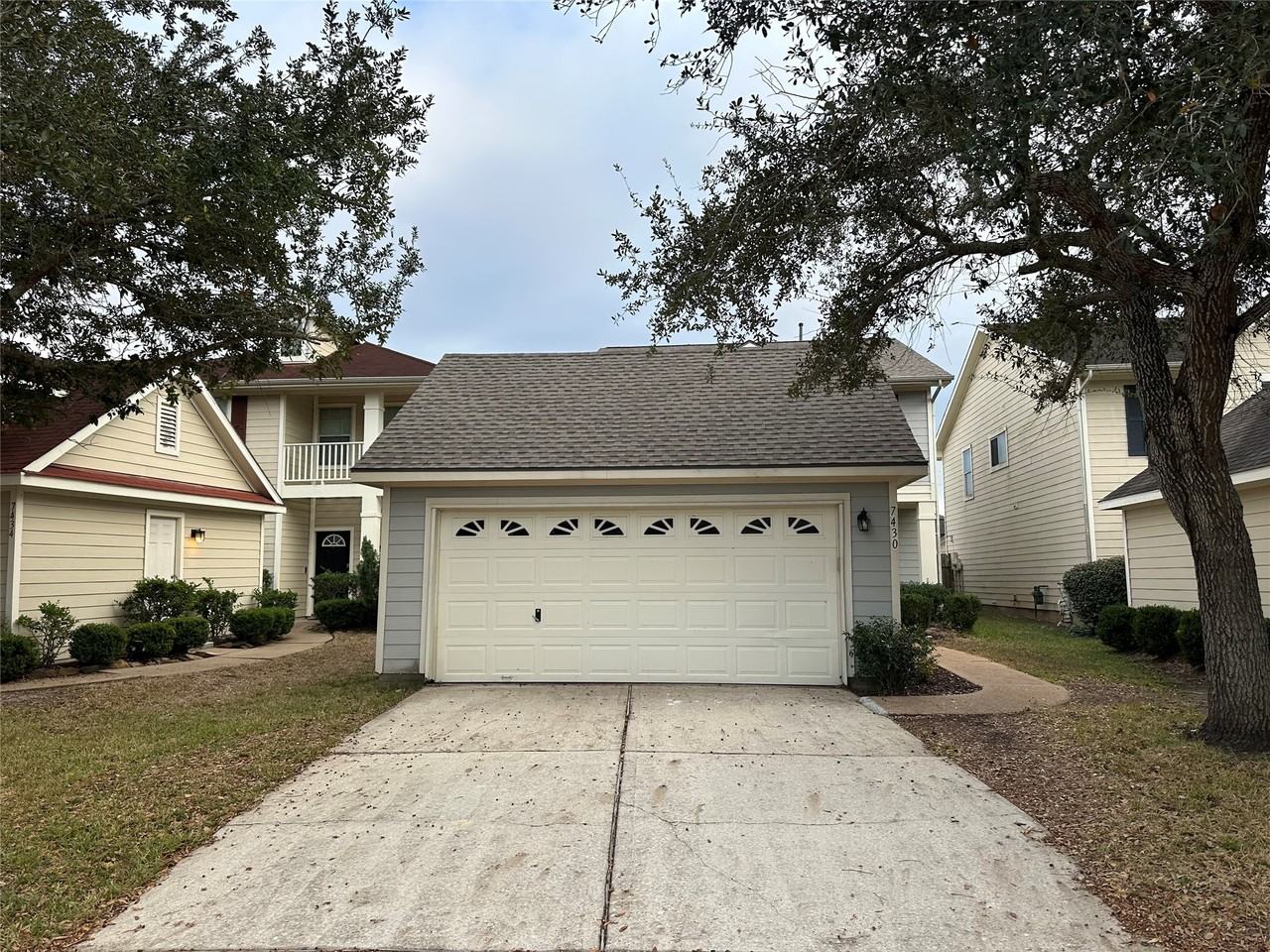 7430 Rabbitt Rdg #7430 - Photo 5 of 17