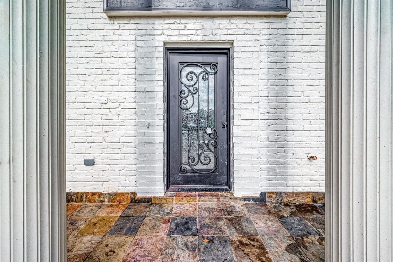 3102 Glenn Lakes Ln #3102 - Photo 6 of 48