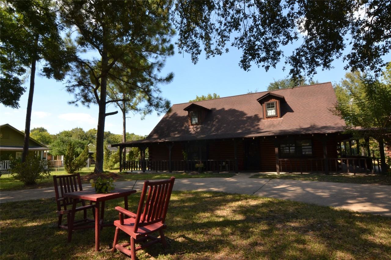 2611 Primrose Drive #2611