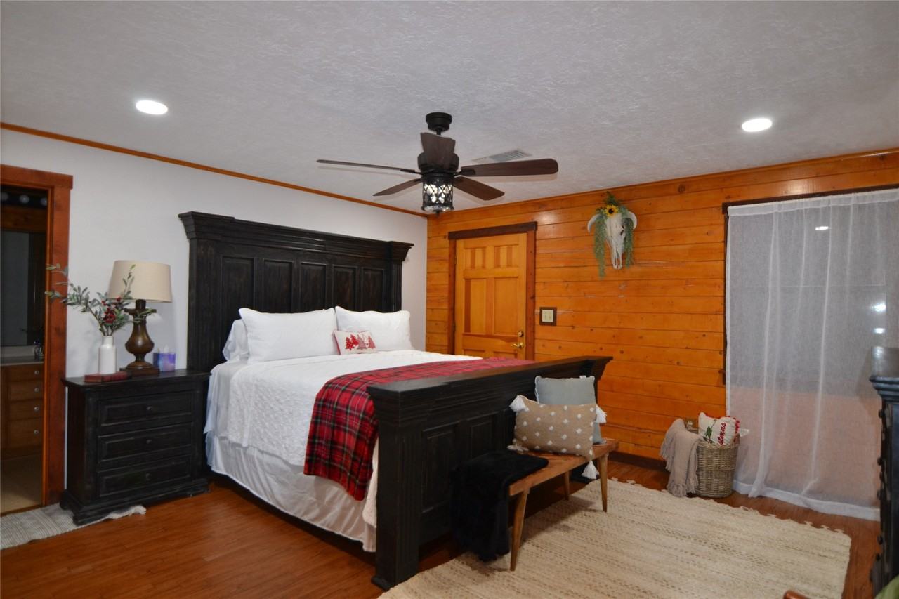 2611 Primrose Dr #2611 - Photo 3 of 20