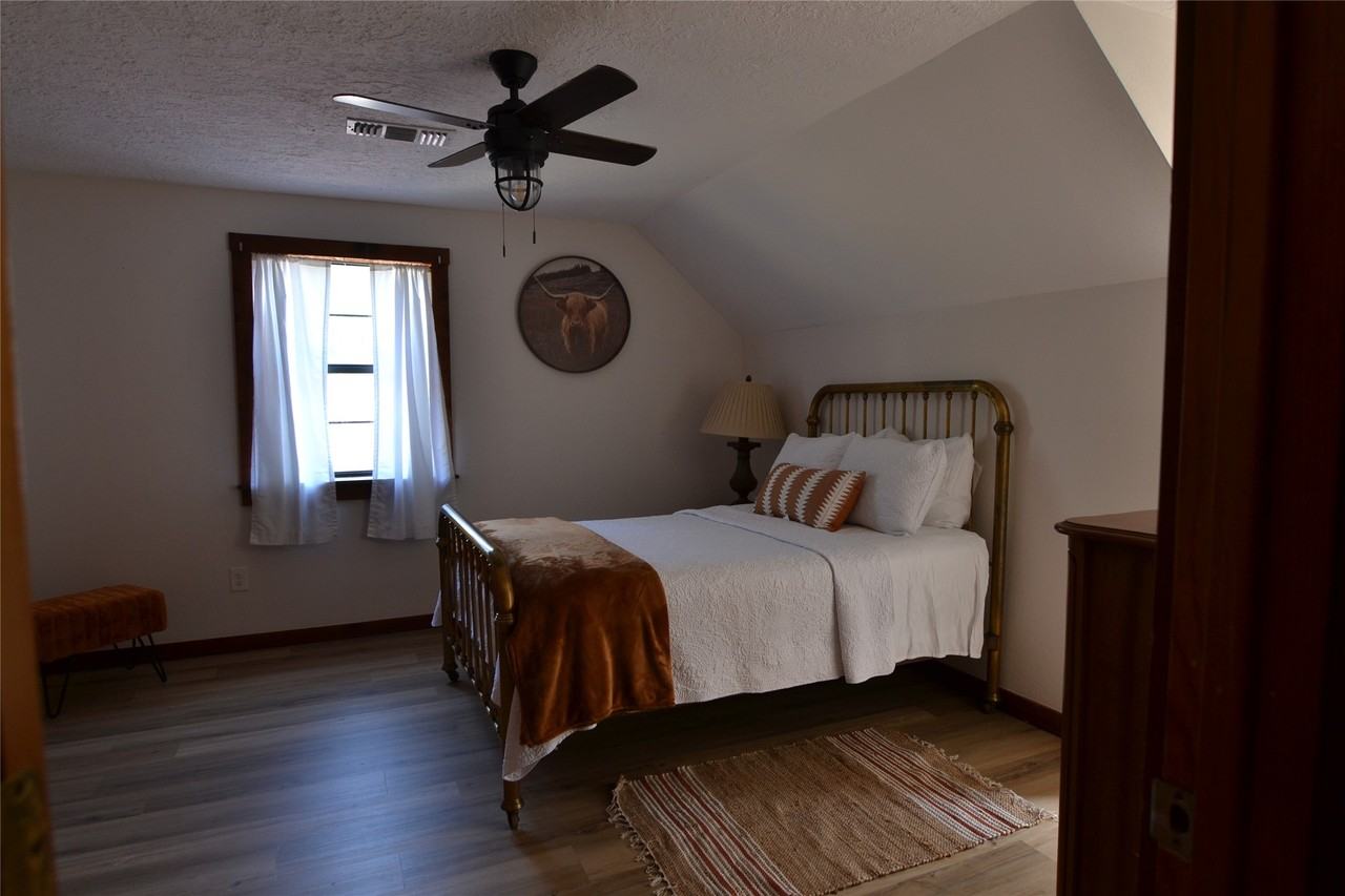 2611 Primrose Dr #2611 - Photo 5 of 20