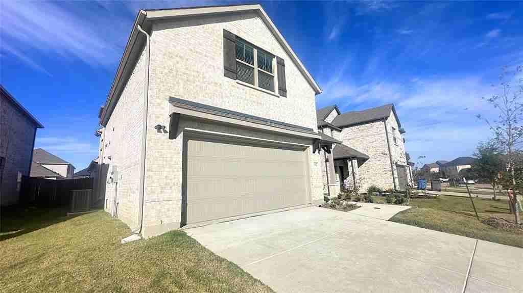 1002 London Town Ln #1002 - Photo 4 of 33