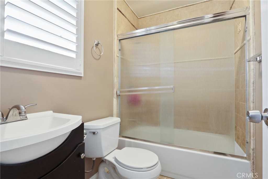 653 South Evanwood Avenue #653 - Photo 5 of 22