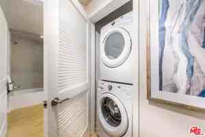 featured image of 7290 Edinger Avenue