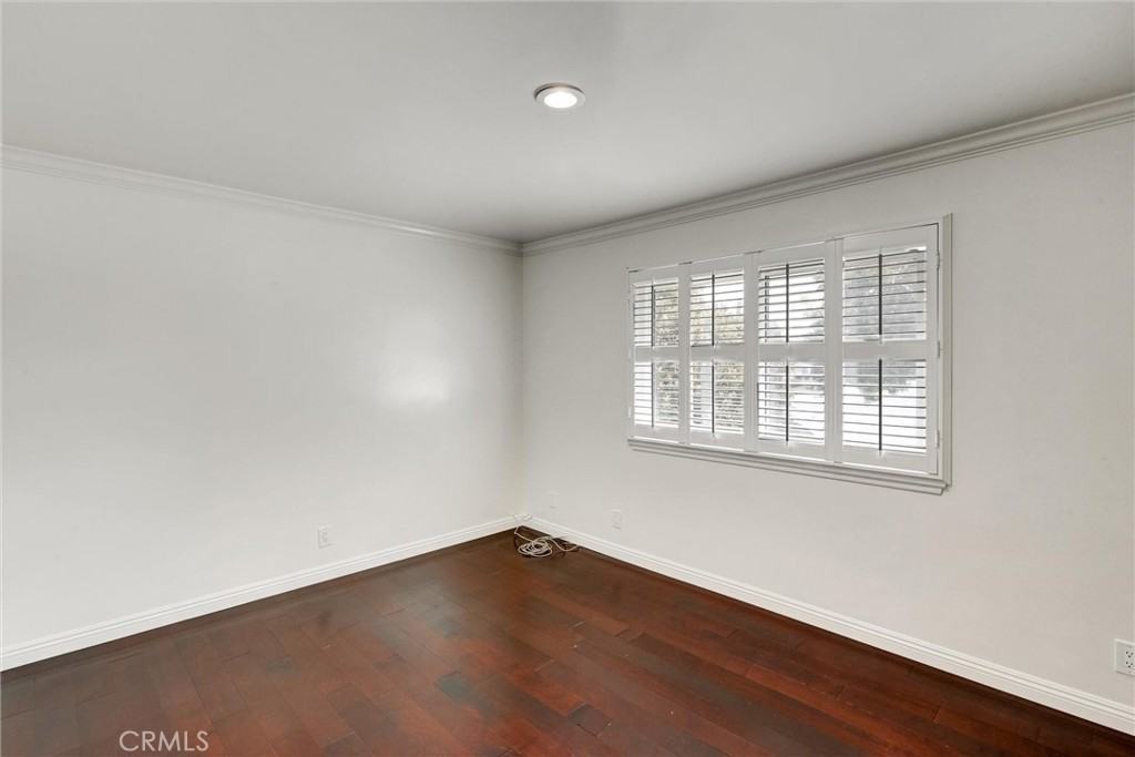 3043 N White Ave #3043 - Photo 2 of 17