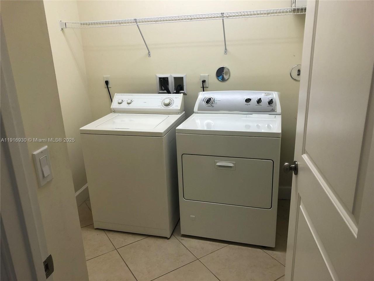 3390 Nw 126th Ter #3390-3390 - Photo 2 of 22