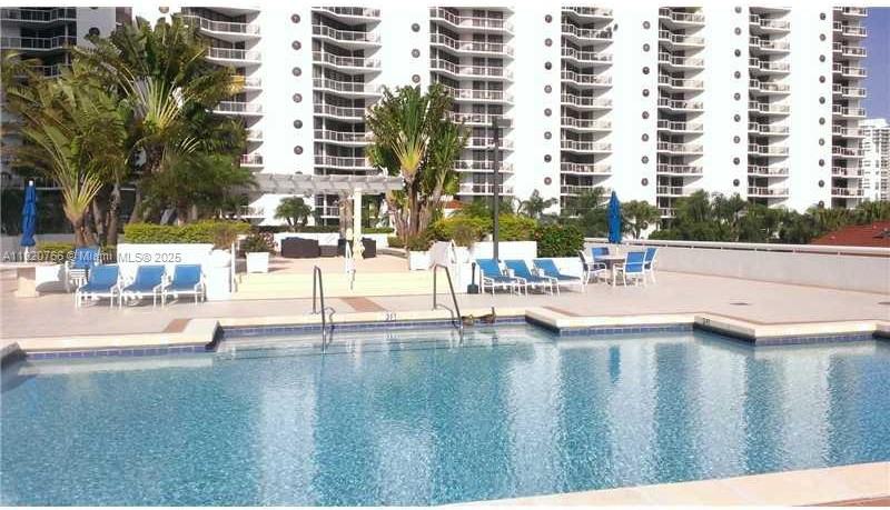 3600 Yacht Club Dr #3600-1204 - Photo 2 of 18