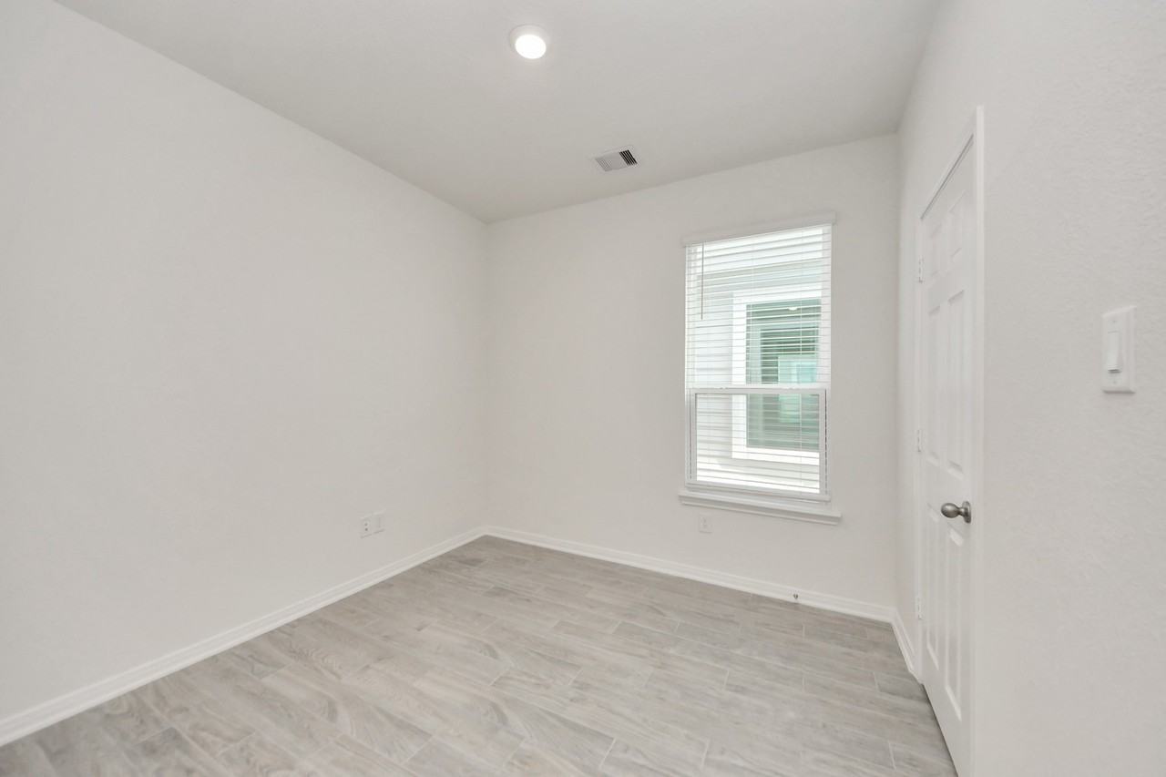 17310 Rock Willow Ln #17310 - Photo 2 of 43