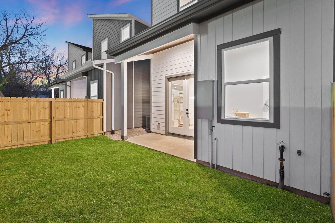 4210 Mckinley St #4210 - Photo 3 of 19