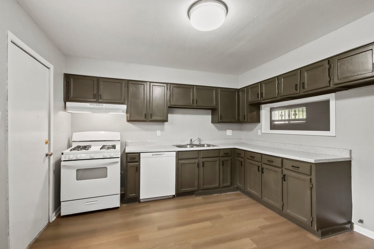 7306 Parker Rd #7306 - Photo 5 of 18