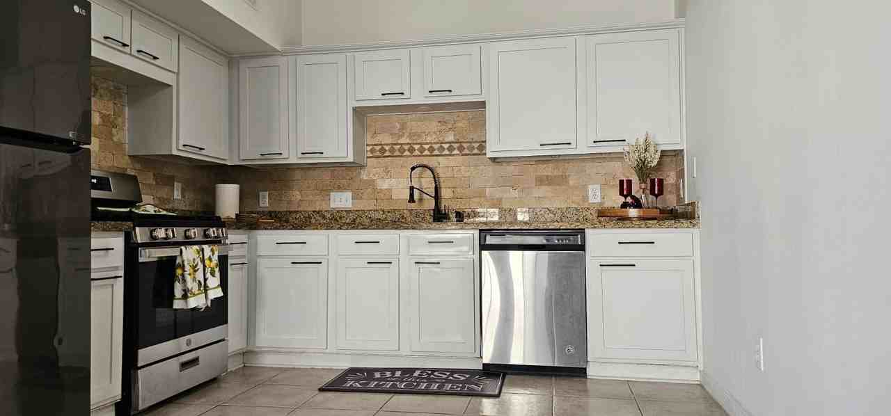 11841 Spring Grove Dr #11841 - Photo 2 of 28