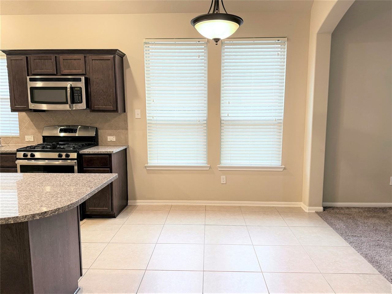 21907 Cascade Hollow Lane #21907 - Photo 5 of 40